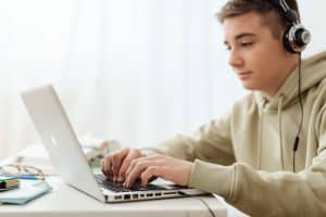 Why Are Online Classes More Expensive (6 Reasons!)